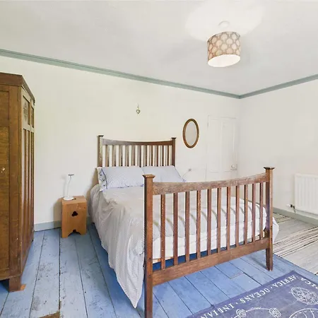 Host & - Lowmoor Wigton