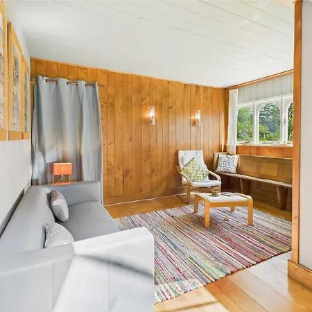 Host & - Lowmoor Feriehus *