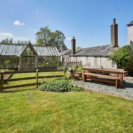 Host & - Lowmoor 펜션