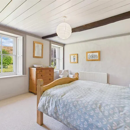 Host & - Lowmoor Semesterbostad *